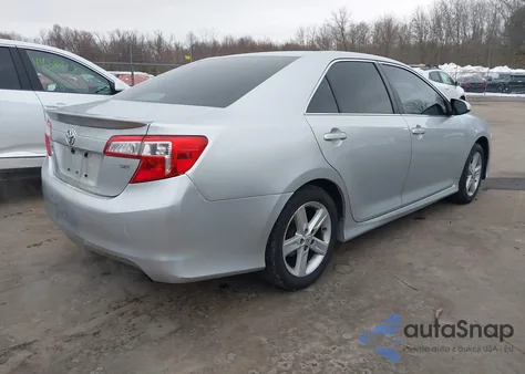 2012 Toyota Camry Se z USA, uszkodzony, nr VIN 4T1BF1FK8CU144331
